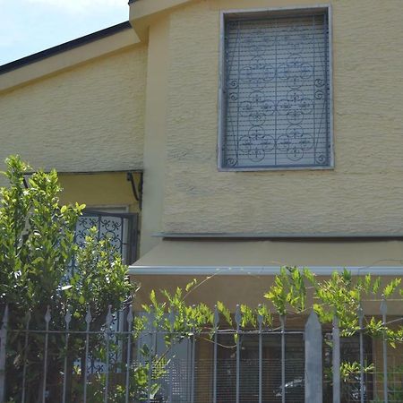 A Pochi Passi Dal Mare Otel Torre del Lago Puccini Dış mekan fotoğraf